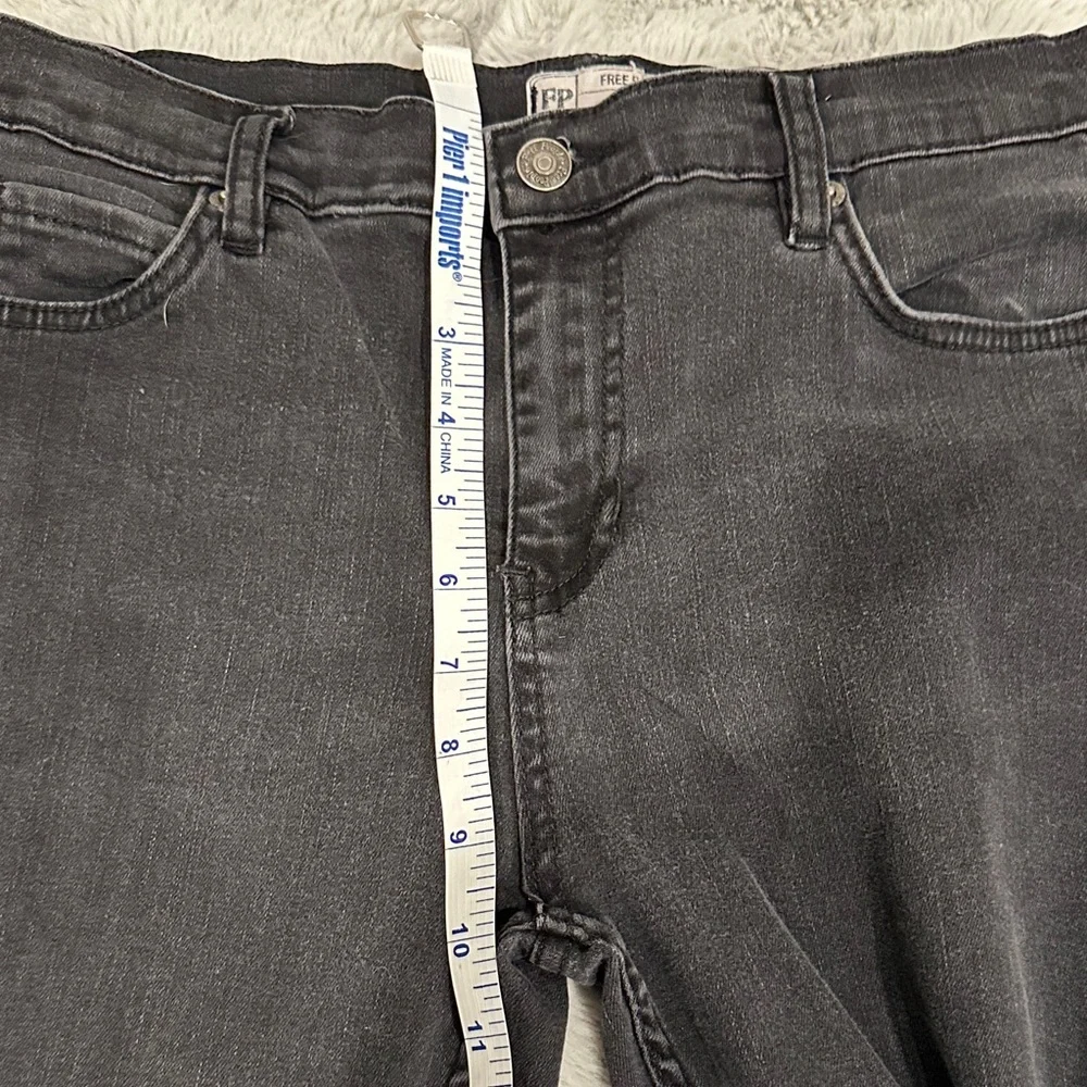 Free People Distressed Black Skinny Jeans Size 28 | Raw Hem Stretch Denim